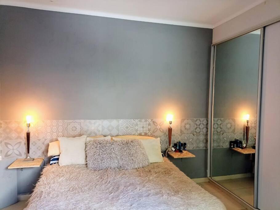 La Casa De La Puerta Azul Villa Мендоса Екстериор снимка